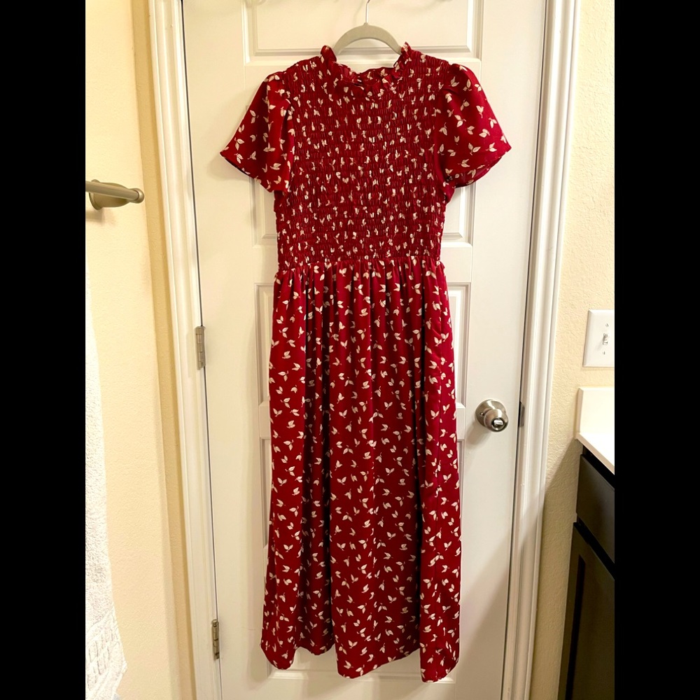 Like new leaf print scarlet smocked midi dress